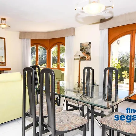 Сasa de vacaciones Villa Privada Con Piscina Y Barbacoa - Es-320-1 *